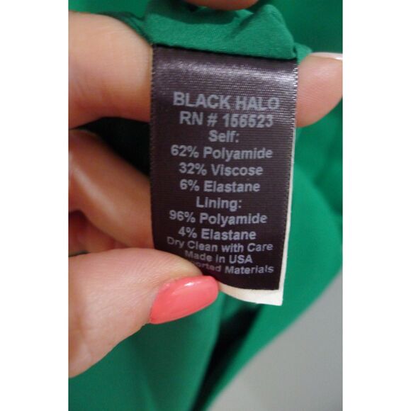 Black Halo Simona Ruffled Crepe Mini - Emerald Green 0 - Picture 6 of 7